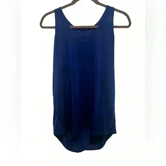 Lululemon Essential Tank Pleated Cobalt Blue Size S/M NWOT - Picture 3 of 5